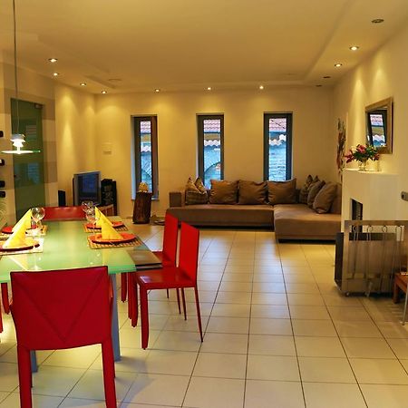 Hajnal Nyaralohaz Villa Balatonfenyves Exterior foto