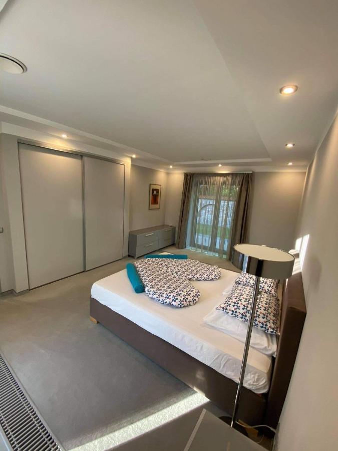 Hajnal Nyaralohaz Villa Balatonfenyves Exterior foto